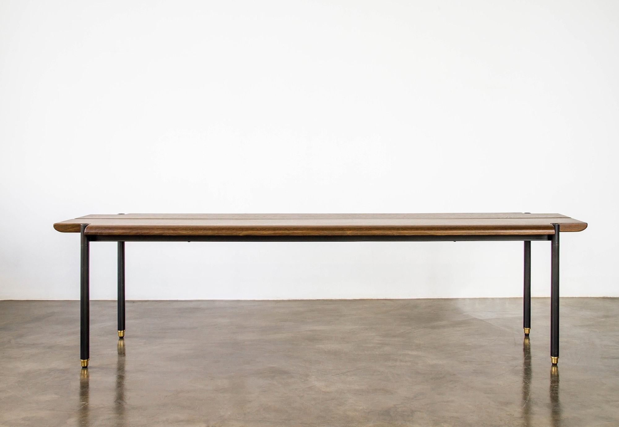 STACKING BENCH IN SMOKED WOOD SEAT AND MATTE BLACK LEGS 63